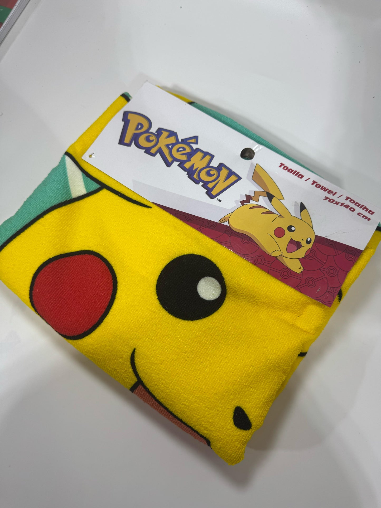 Toalla Playa Piscina Pokémon Pikachu Pika Pika 70x140cm infantil de microfibra para niños - ByLeoZ