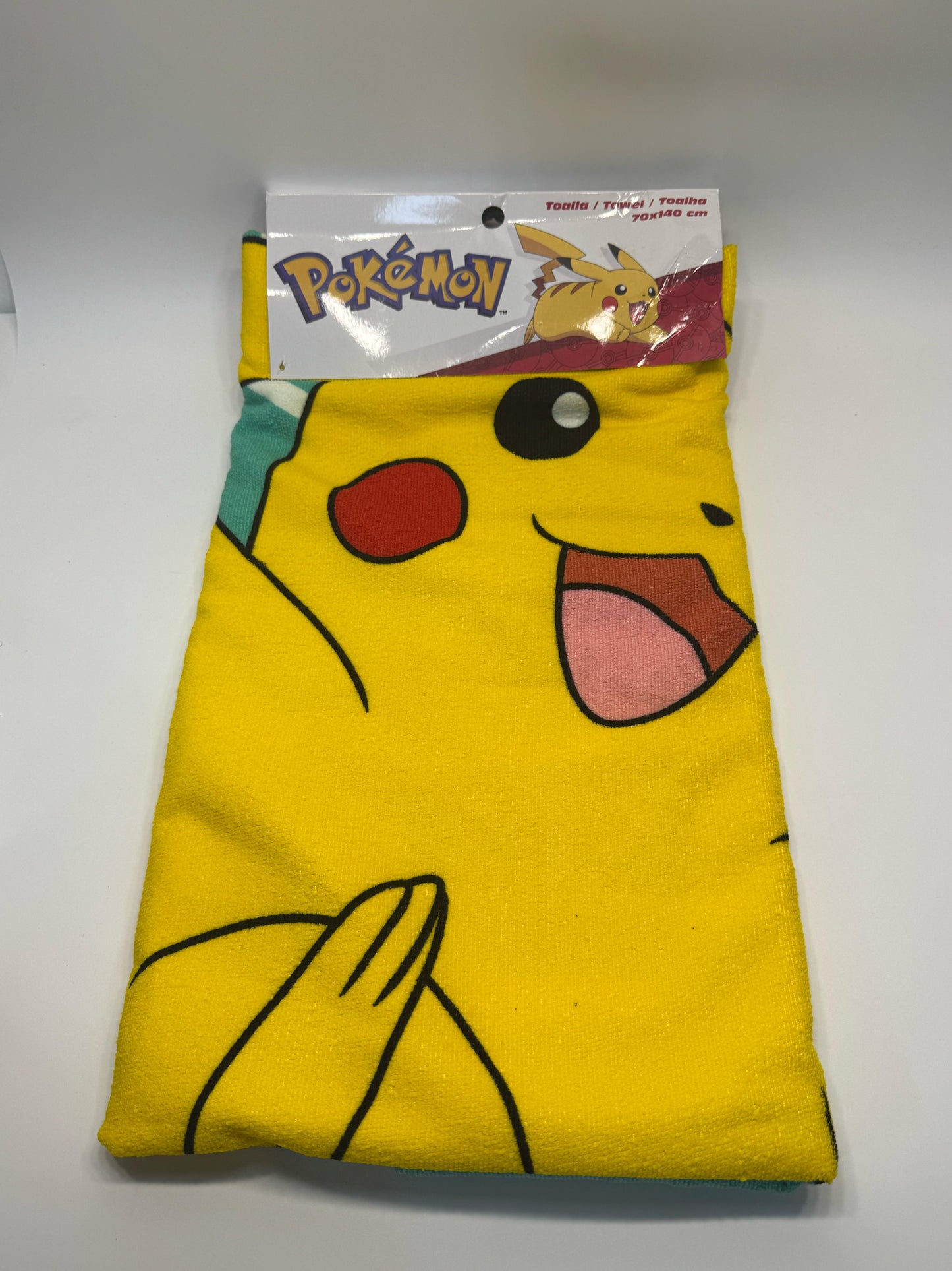 Toalla Playa Piscina Pokémon Pikachu Pika Pika 70x140cm infantil de microfibra para niños - ByLeoZ